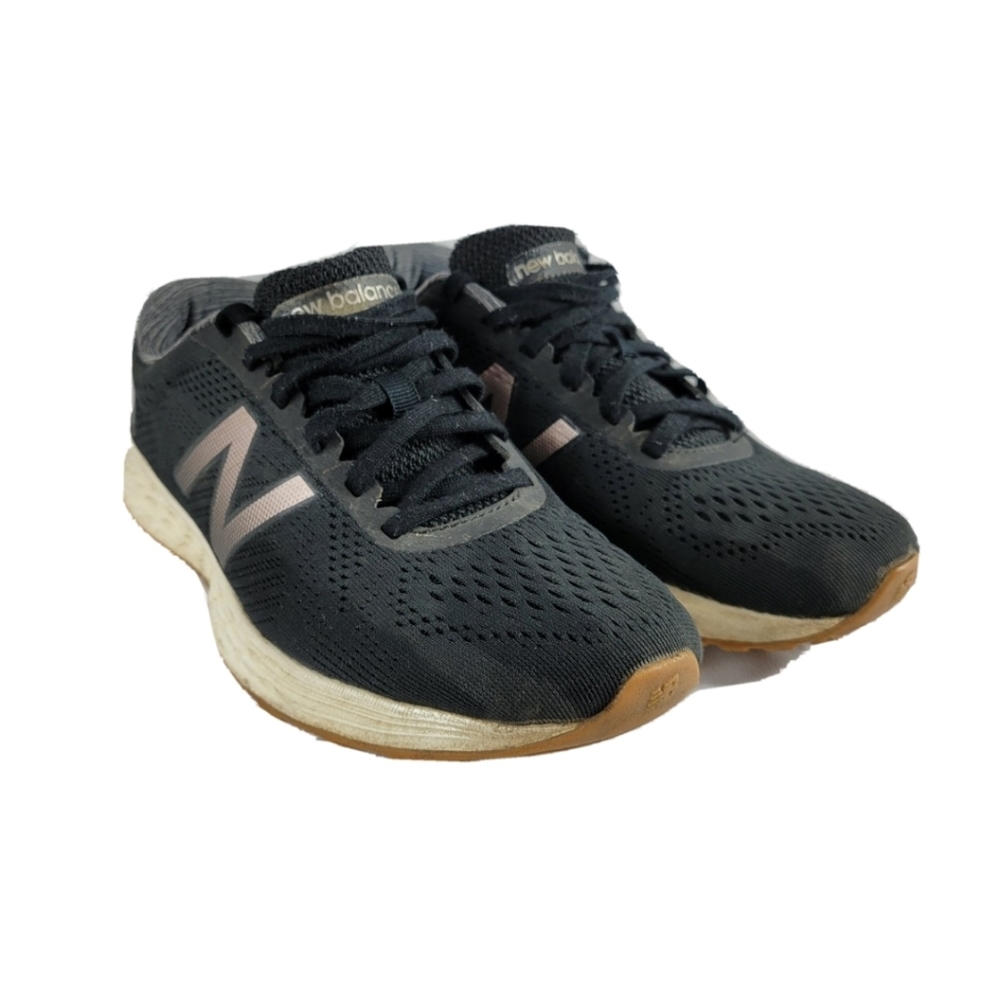 New Balance Arishi Fresh Foam Black Womens Sneaker